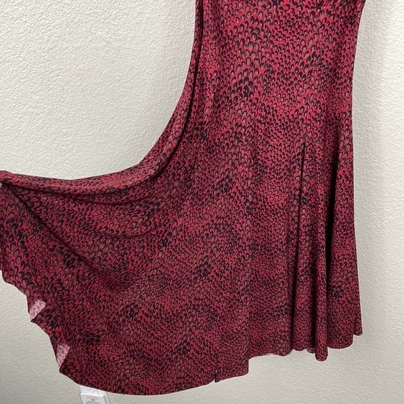 Norma Kamali Jersey Shrug Style Dress Red Snake Stretch Fit Flare Sz XS - Picture 4 of 11